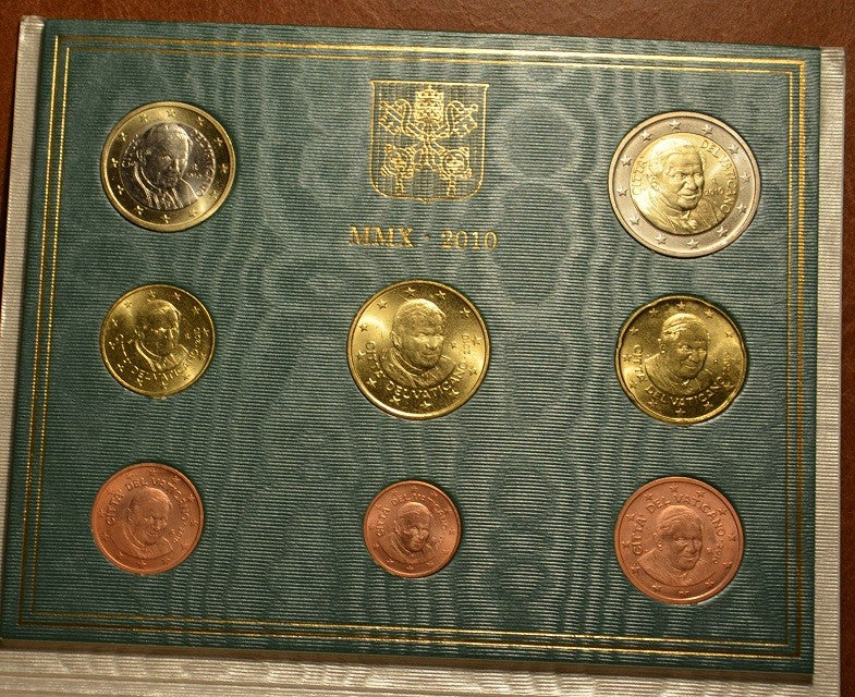 Sada 8 euromincí Vatikan 2010 (BU)