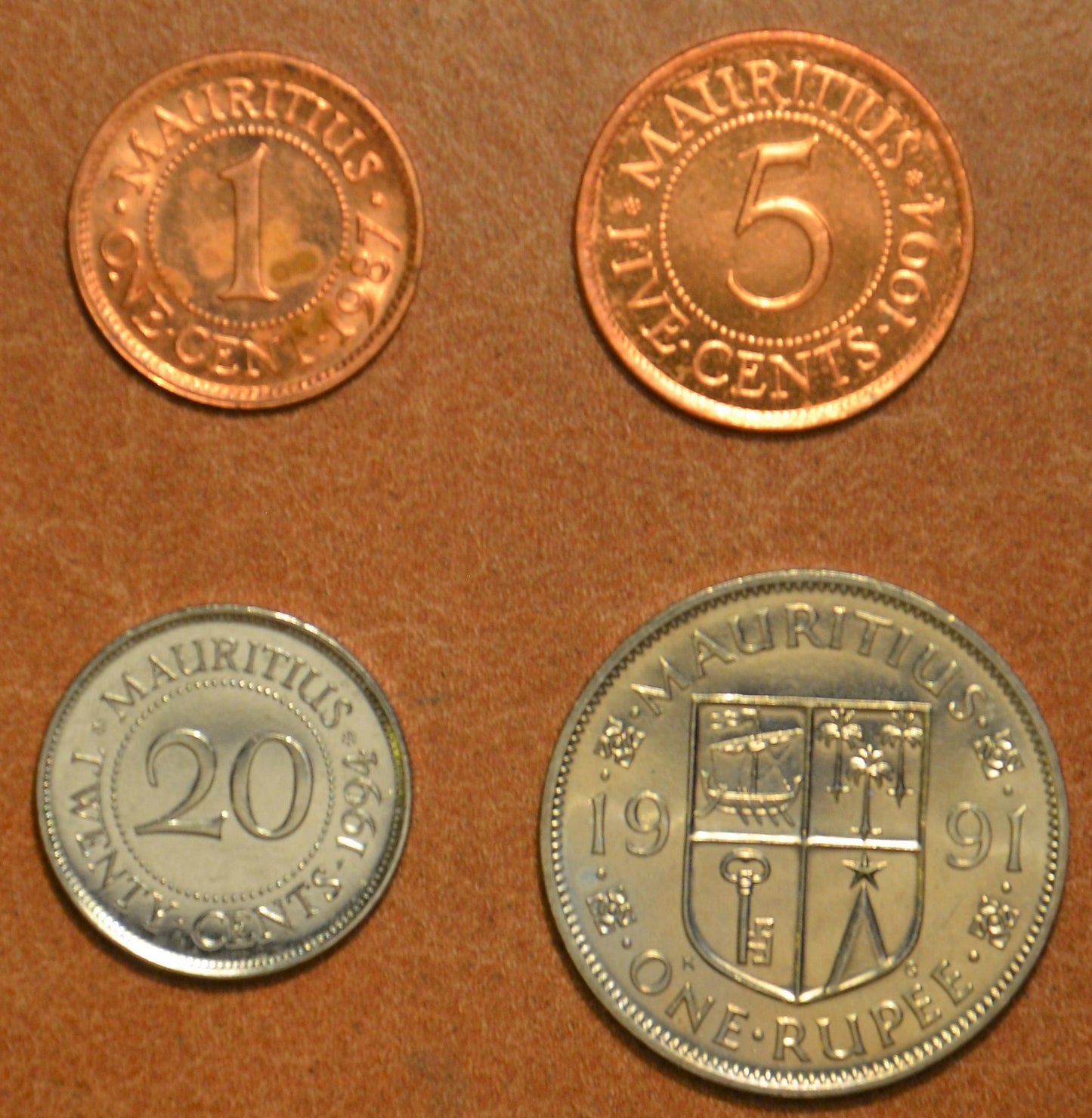 Maurícius  4 mince 1987-1994 (UNC)